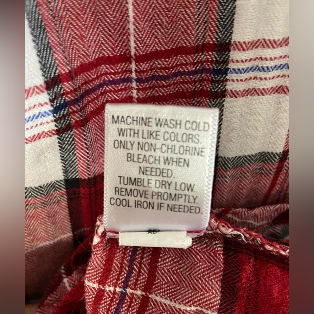 Gently Worn Croft&Barrow Sz-XXL Red Plaid Button-Up Flannel Wintertime Warm Top🎄 - Picture 5 of 16